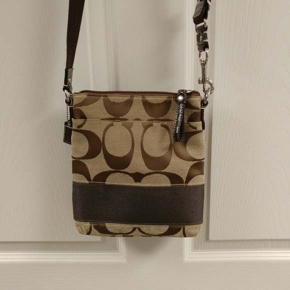 Coach Crossbody - Picture 2 of 3